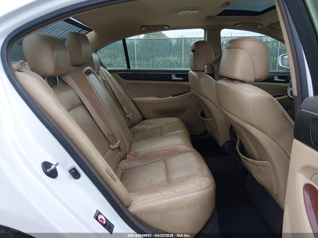 Hyundai Genesis 3.8 2014 KMHGC4DD9EU264212 Image 8