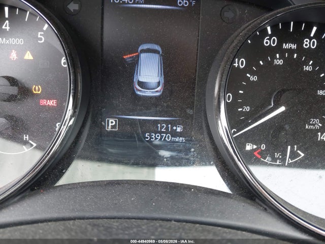 JN1BJ1CR5HW133693 Nissan Rogue Sport S