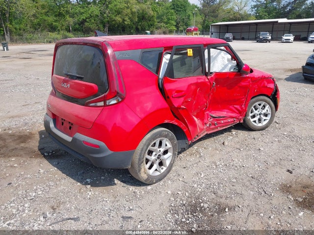 2022 Kia Soul S მანქანა იყიდება აუქციონზე, vin: KNDJ23AUXN7154263, აუქციონის ნომერი: 44940996