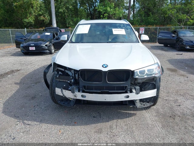 44941017 :رقم المزاد ، 5UXWX9C37H0W78402 vin ، 2017 Bmw X3 Xdrive28i مزاد بيع