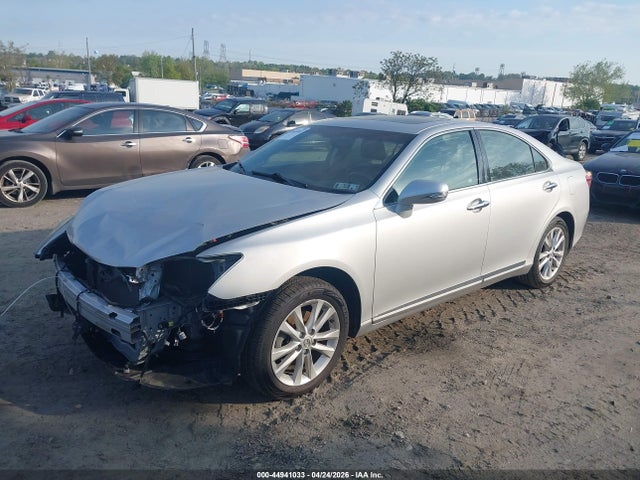 44941033 :رقم المزاد ، JTHBK1EG3A2372452 vin ، 2010 Lexus Es 350 مزاد بيع