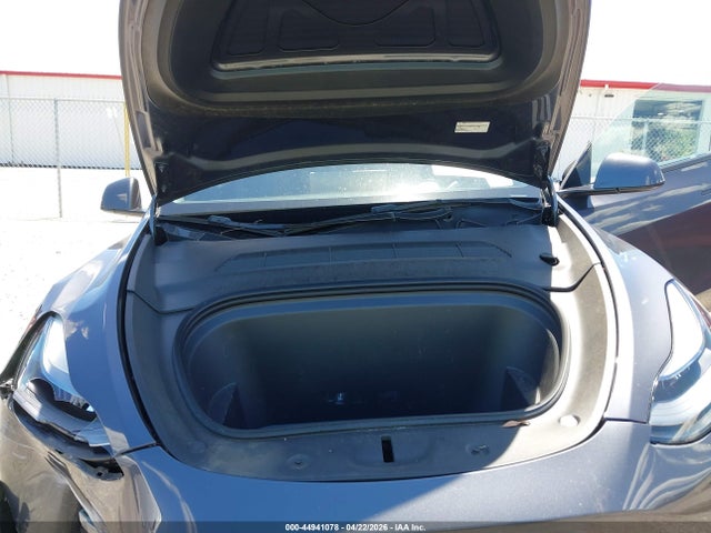 Продажа на аукционе авто 2023 Tesla Model Y Awd/long Range Dual Motor All-wheel Drive, vin: 7SAYGAEE8PF917730, номер лота: 44941078