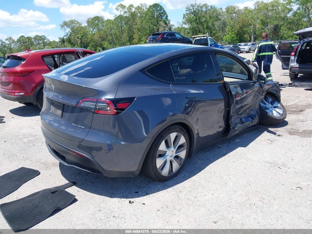 Продажа на аукционе авто 2023 Tesla Model Y Awd/long Range Dual Motor All-wheel Drive, vin: 7SAYGAEE8PF917730, номер лота: 44941078