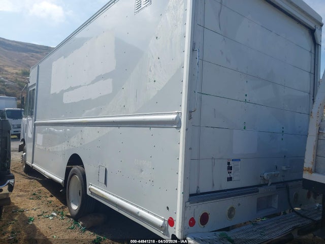Ford F-59 Commercial Stripped 2014 1F65F5KYXE0A06144 Image 3