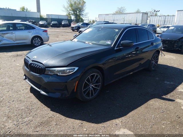 BMW 330i Xdrive 2020 WBA5R7C04LFH51796 Image 2
