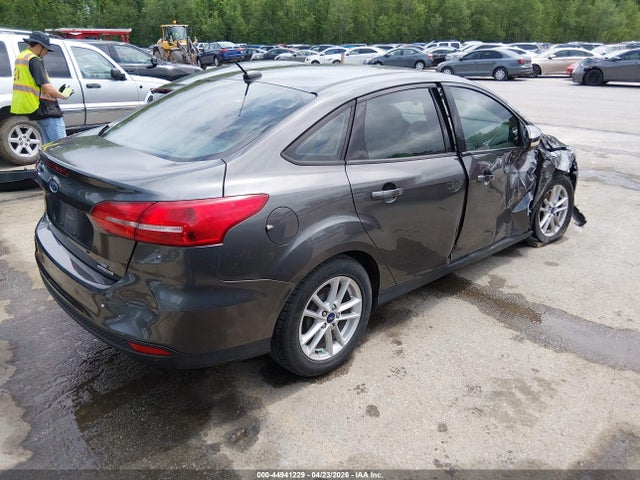 2016 Ford Focus Se მანქანა იყიდება აუქციონზე, vin: 1FADP3F24GL241128, აუქციონის ნომერი: 44941229