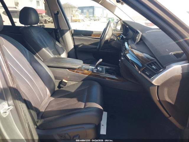 44941233 :رقم المزاد ، 5UXKR0C56F0P03888 vin ، 2015 Bmw X5 Xdrive35i مزاد بيع