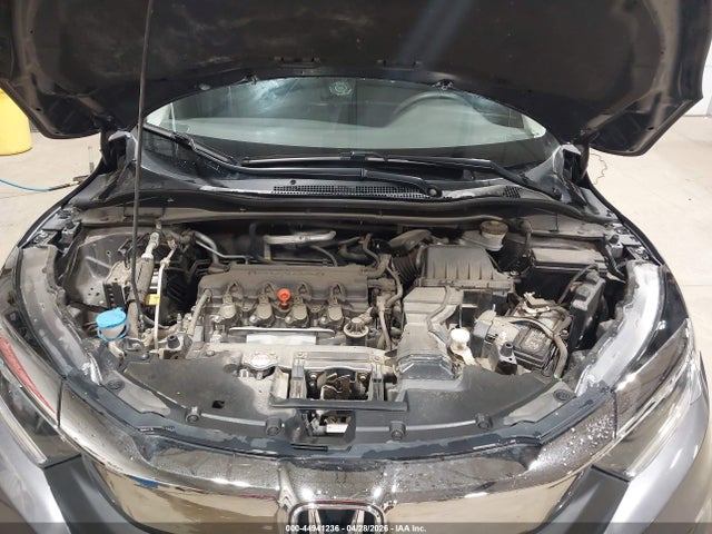 2022 Honda Hr-v Awd Lx მანქანა იყიდება აუქციონზე, vin: 3CZRU6H30NM735590, აუქციონის ნომერი: 44941236