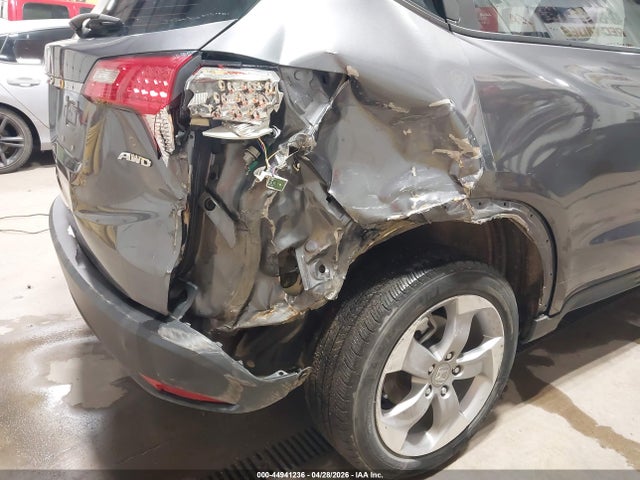 2022 Honda Hr-v Awd Lx მანქანა იყიდება აუქციონზე, vin: 3CZRU6H30NM735590, აუქციონის ნომერი: 44941236