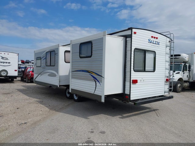 Продаж на аукціоні авто 2017 Forest River 32 Bhds, vin: 4X4TSMH24H8061850, номер лоту: 44941242