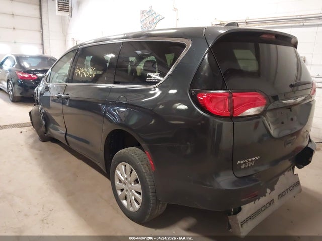 Auction sale of the 2019 Chrysler Pacifica L, vin: 2C4RC1AG2KR599895, lot number: 44941286