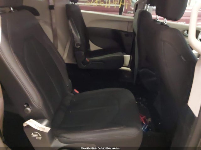 Auction sale of the 2019 Chrysler Pacifica L, vin: 2C4RC1AG2KR599895, lot number: 44941286