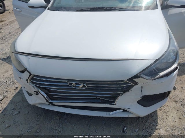 44941329 :رقم المزاد ، 3KPC24A35KE062172 vin ، 2019 Hyundai Accent Se مزاد بيع