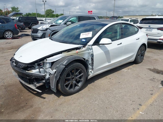 Tesla Model 3 Standard Range Plus Rear-wheel Drive 2021 5YJ3E1EAXMF100457 Image 2