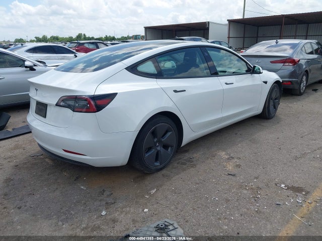 Tesla Model 3 Standard Range Plus Rear-wheel Drive 2021 5YJ3E1EAXMF100457 Image 4