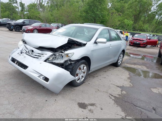 2007 Toyota Camry Le მანქანა იყიდება აუქციონზე, vin: 4T1BE46KX7U076754, აუქციონის ნომერი: 44941357
