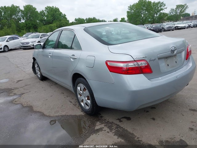 2007 Toyota Camry Le მანქანა იყიდება აუქციონზე, vin: 4T1BE46KX7U076754, აუქციონის ნომერი: 44941357
