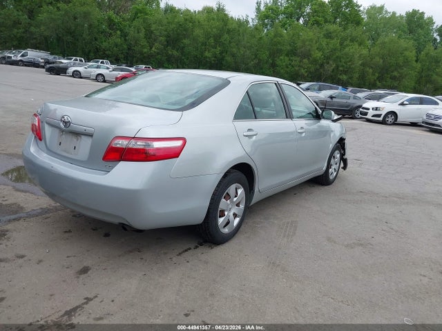 2007 Toyota Camry Le მანქანა იყიდება აუქციონზე, vin: 4T1BE46KX7U076754, აუქციონის ნომერი: 44941357