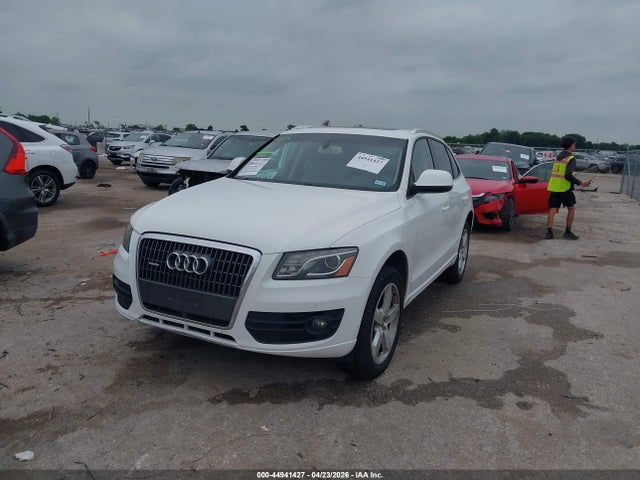 44941427 :رقم المزاد ، WA1LFAFP4BA084479 vin ، 2011 Audi Q5 2.0t Premium مزاد بيع