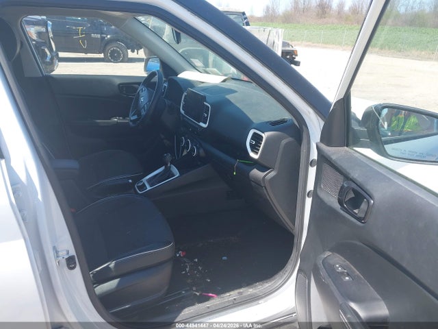 Продажа на аукционе авто 2022 Hyundai Venue Limited, vin: KMHRC8A39NU204443, номер лота: 44941447