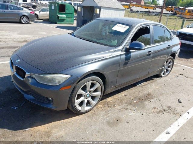 44941449 :رقم المزاد ، WBA3C3C51EPV90637 vin ، 2014 Bmw 320i Xdrive مزاد بيع