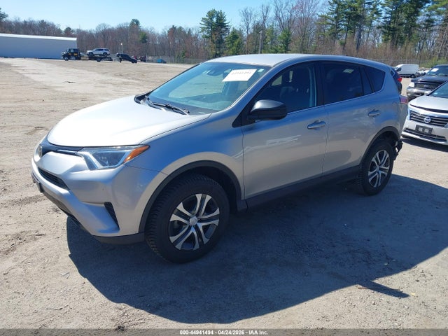 2T3BFREV9HW668371 Toyota RAV4 LE