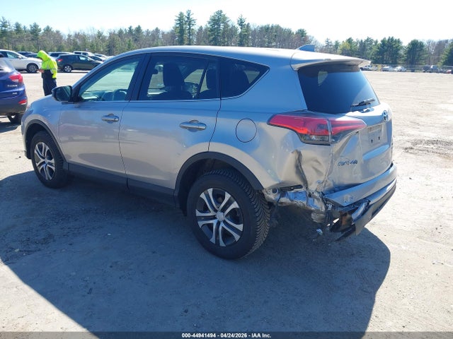 2T3BFREV9HW668371 Toyota RAV4 LE