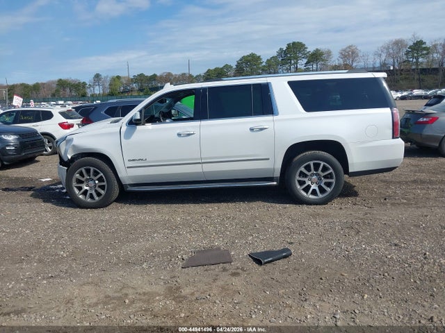 Продаж на аукціоні авто 2019 Gmc Yukon Xl Denali, vin: 1GKS2HKJ5KR331957, номер лоту: 44941496