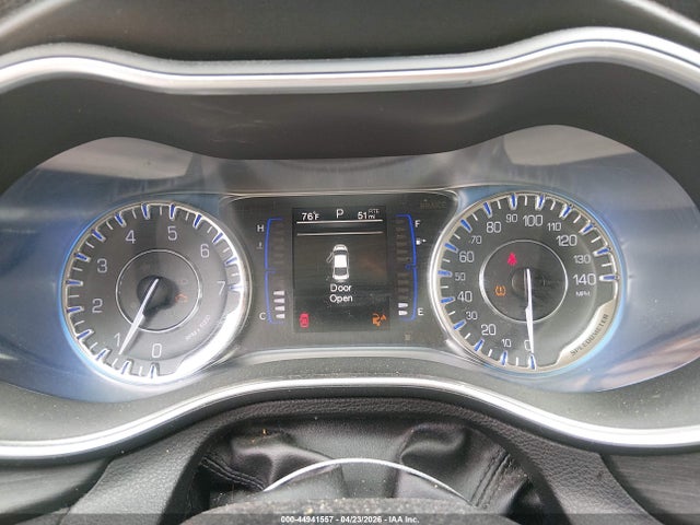 Продаж на аукціоні авто 2015 Chrysler 200 Limited, vin: 1C3CCCAB8FN614980, номер лоту: 44941557