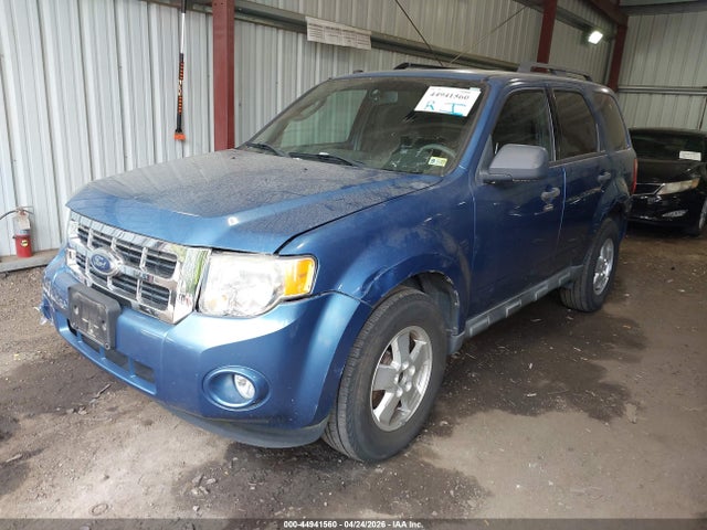 2010 Ford Escape Xlt მანქანა იყიდება აუქციონზე, vin: 1FMCU0D7XAKA04860, აუქციონის ნომერი: 44941560