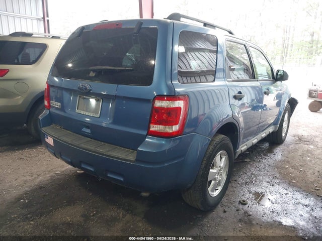 2010 Ford Escape Xlt მანქანა იყიდება აუქციონზე, vin: 1FMCU0D7XAKA04860, აუქციონის ნომერი: 44941560