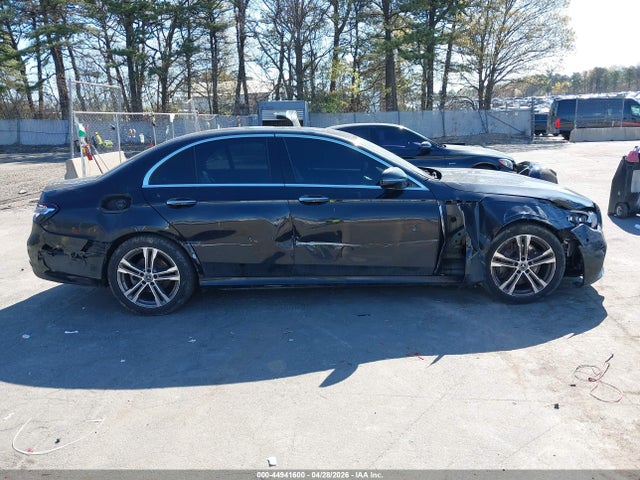 2022 Mercedes-benz E 350 4matic მანქანა იყიდება აუქციონზე, vin: W1KZF8EB9NB059838, აუქციონის ნომერი: 44941600