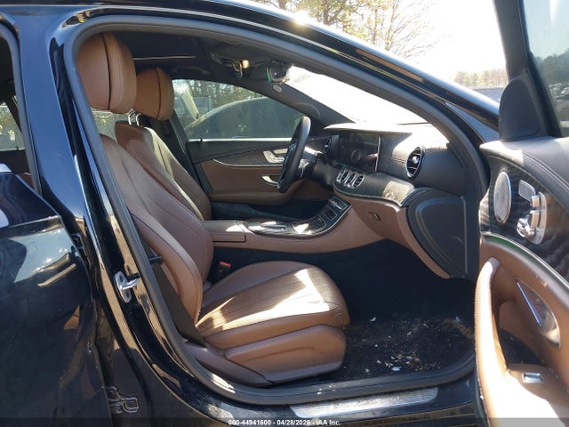 2022 Mercedes-benz E 350 4matic მანქანა იყიდება აუქციონზე, vin: W1KZF8EB9NB059838, აუქციონის ნომერი: 44941600