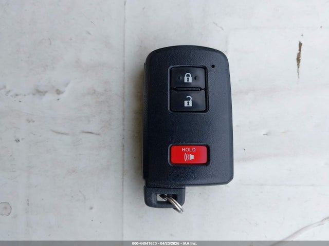 Toyota Prius C Four 2016 JTDKDTB33G1124273 Image 11