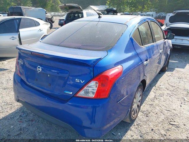 2015 Nissan Versa 1.6 S/1.6 S+/1.6 Sl/1.6 Sv მანქანა იყიდება აუქციონზე, vin: 3N1CN7AP6FL811366, აუქციონის ნომერი: 44941635
