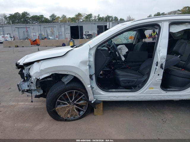 44941646 :رقم المزاد ، JTJGKCEZ0S5030345 vin ، 2025 Lexus Nx 350h Premium مزاد بيع