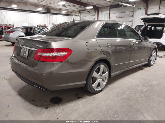 2011 Mercedes-benz E 350 4matic მანქანა იყიდება აუქციონზე, vin: WDDHF8HB1BA453424, აუქციონის ნომერი: 44941674