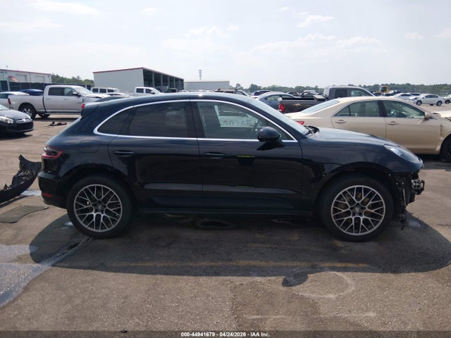 44941679 :رقم المزاد ، WP1AB2A50HLB21009 vin ، 2017 Porsche Macan S مزاد بيع