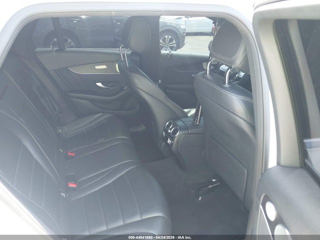 44941690 :رقم المزاد ، W1N0G8EB6LF817181 vin ، 2020 Mercedes-benz Glc 300 4matic مزاد بيع