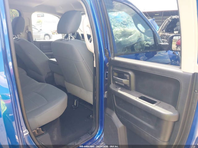 Продаж на аукціоні авто 2018 Ram 1500 Express  4x2 6'4 Box, vin: 1C6RR6FG9JS280535, номер лоту: 44941693