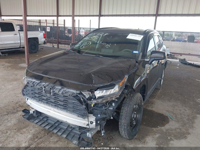 44941743 :رقم المزاد ، JTMH1RFV9KD034215 vin ، 2019 Toyota Rav4 Le مزاد بيع