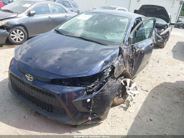 44941774 :رقم المزاد ، 5YFEPMAE6NP323534 vin ، 2022 Toyota Corolla Le مزاد بيع