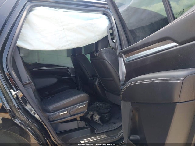 Продажа на аукционе авто 2025 Cadillac Escalade Sport Platinum, vin: 1GYS9GRL7SR293554, номер лота: 44941793