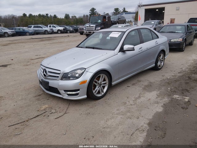 Aukcja sprzedaży 2012 Mercedes-benz C 300 Sport 4matic, vin: WDDGF8BB4CR208611, numer aukcji: 44941808