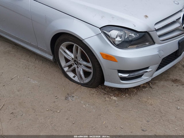 Aukcja sprzedaży 2012 Mercedes-benz C 300 Sport 4matic, vin: WDDGF8BB4CR208611, numer aukcji: 44941808