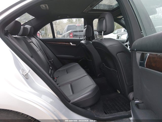 Aukcja sprzedaży 2012 Mercedes-benz C 300 Sport 4matic, vin: WDDGF8BB4CR208611, numer aukcji: 44941808