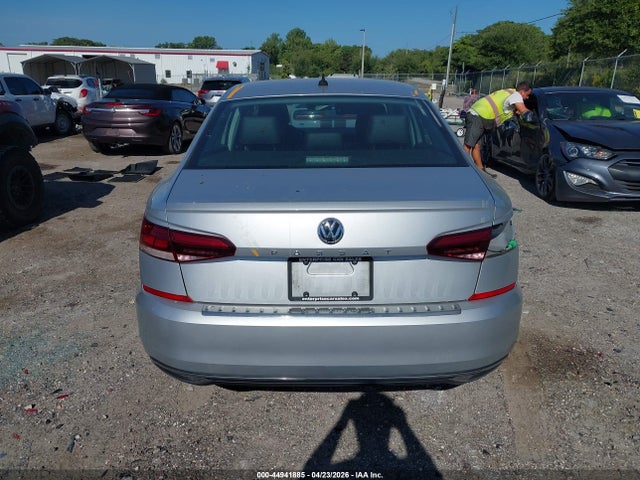 44941885 :رقم المزاد ، 1VWSA7A39MC000488 vin ، 2021 Volkswagen Passat 2.0t Se مزاد بيع