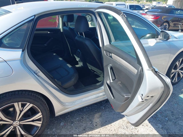 44941885 :رقم المزاد ، 1VWSA7A39MC000488 vin ، 2021 Volkswagen Passat 2.0t Se مزاد بيع