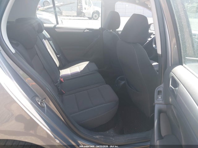 Aukcja sprzedaży 2010 Volkswagen Golf 4-door, vin: WVWDB7AJXAW216948, numer aukcji: 44941905