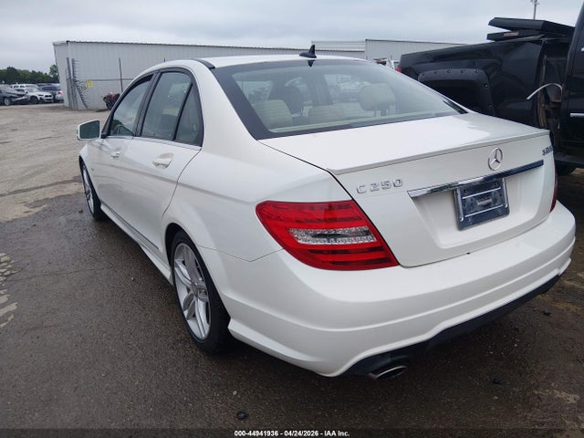 Aukcja sprzedaży 2012 Mercedes-benz C 250 Sport, vin: WDDGF4HB3CA638127, numer aukcji: 44941936